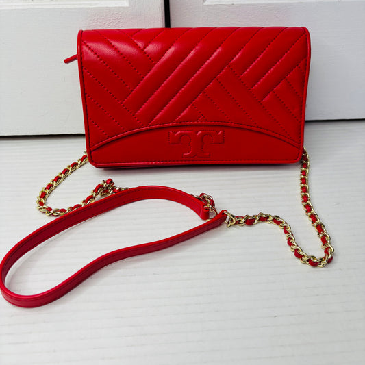 TORY BURCH Kira Chevron Quilted Leather Chain Wallet in Red