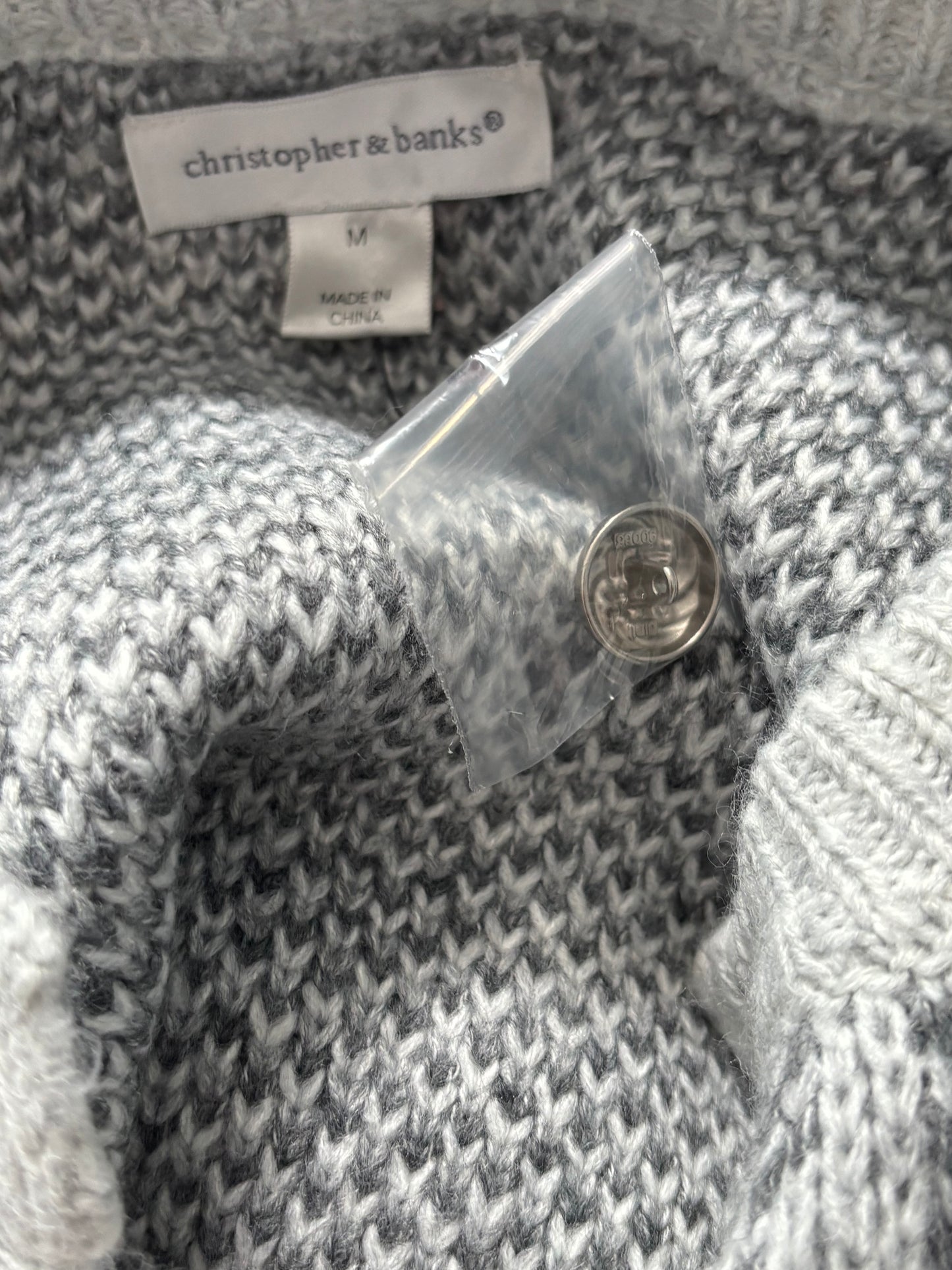 New CHRISTOPHER & BANKS Gray Plaid Knit Button-Front Cardigan Sweater Size Medium