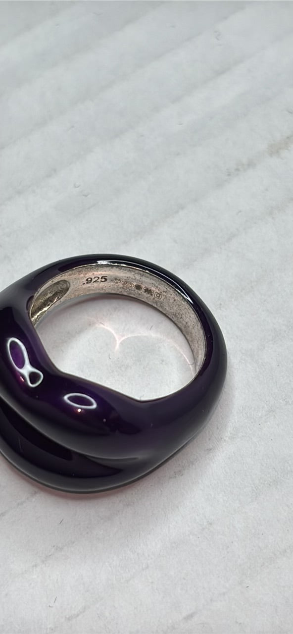 HOT LIPS By Solange Azagury-Patridge Purple Lacquer Lip Ring Size 8