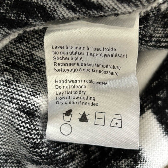 CHARLIE B Ottoman Sweater in Black Size Medium