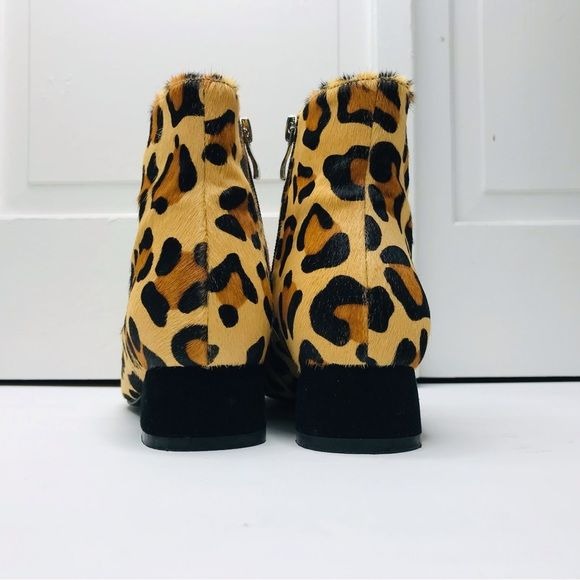 AZURA Love Animal Print Boots Size 38