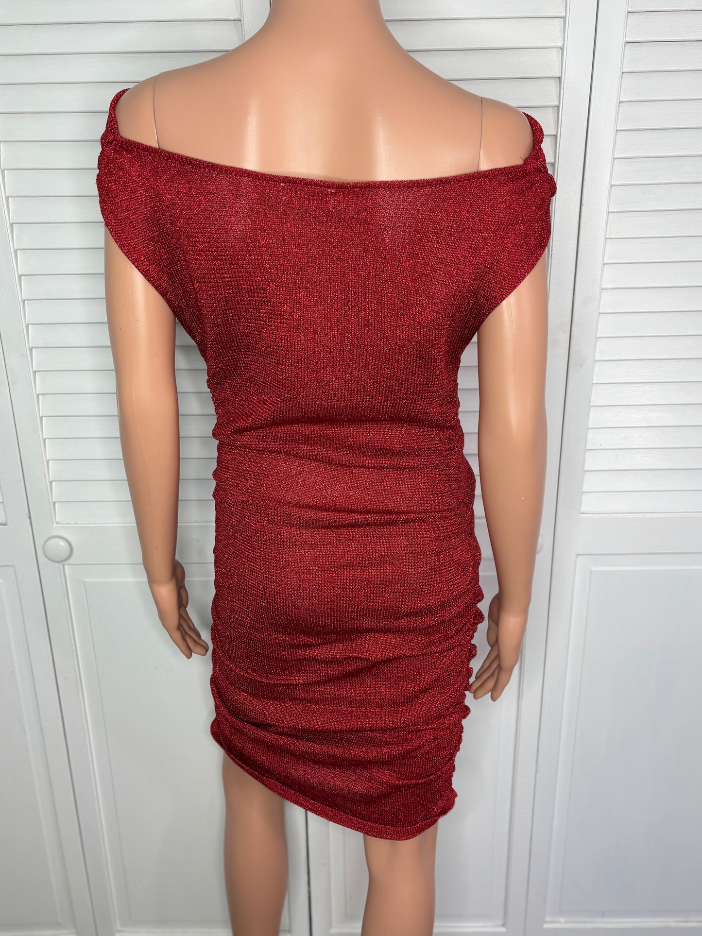 New MESHKI Red Metallic Off-Shoulder Knit Mini Dress Size Large