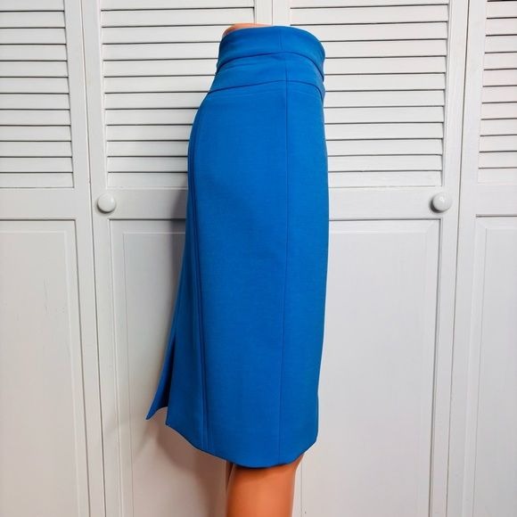 *NEW* WHITE HOUSE BLACK MARKET Perform Form Pencil Skirt Size 12