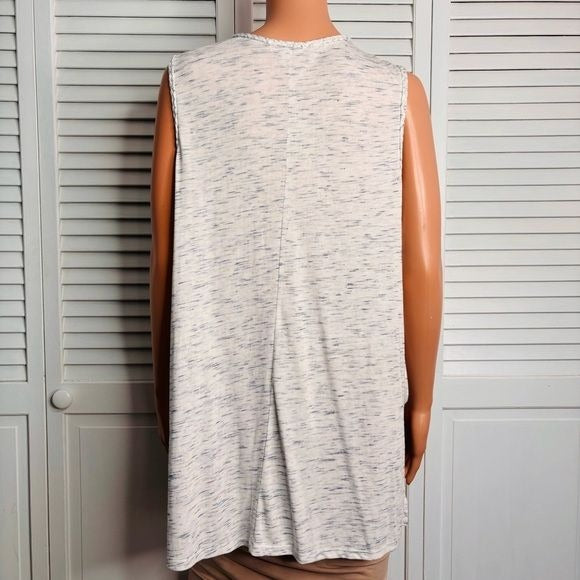 *NEW* MAURICES White Watercolor Flag Graphic Tank Top Size 2X