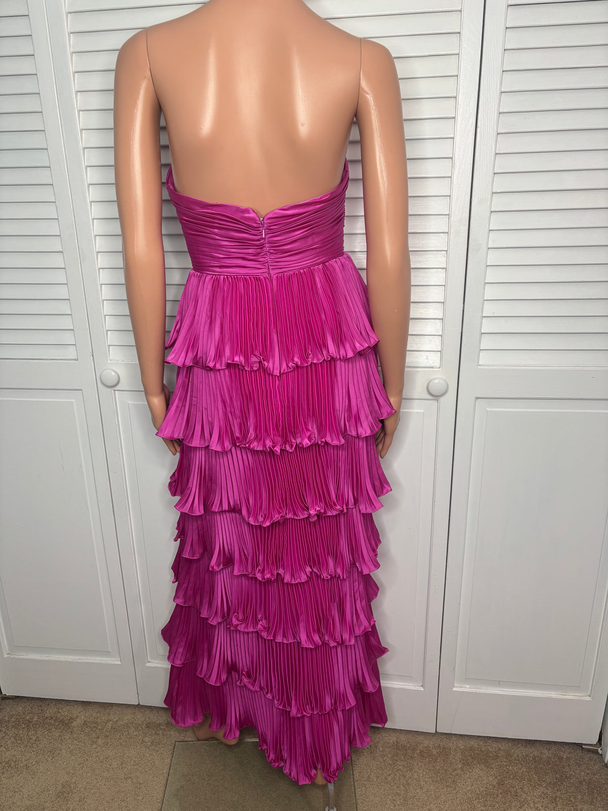 IEENA FOR MAC DUGGAL Pleated Charmeuse Strapless Tiered Ruffle Gown Size 4P