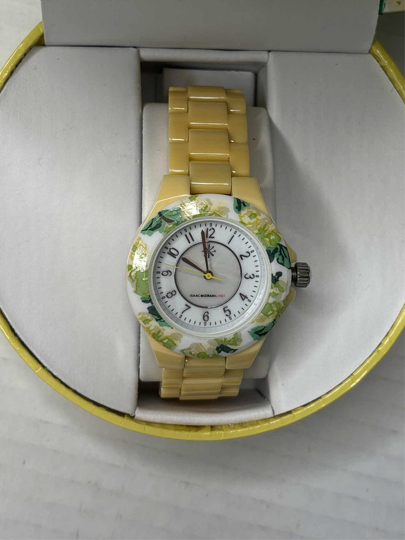 ISAAC MIZRAHI LIVE Yellow Ceramic Quartz Analog Watch