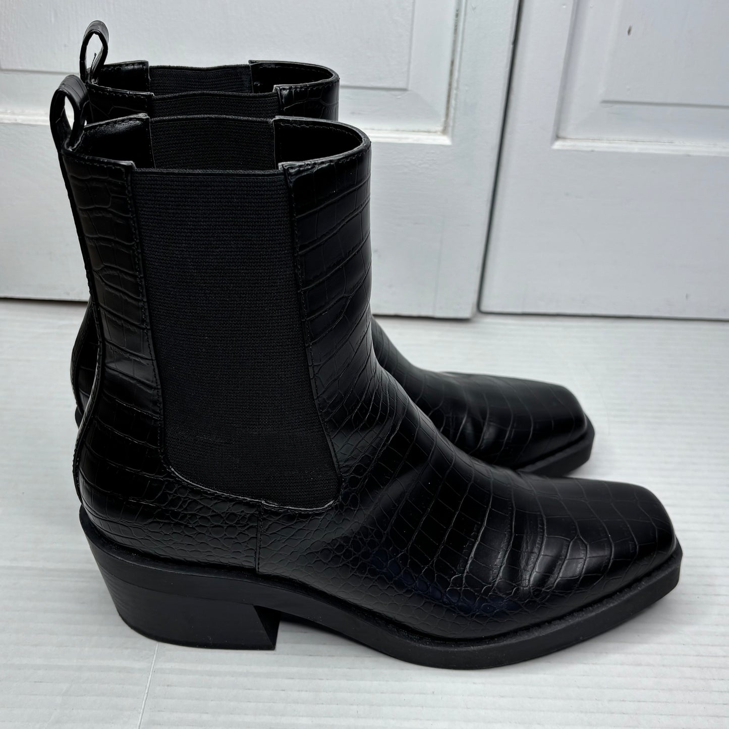 OPEN EDIT Edayla Croc-Embossed Square Toe Chelsea Boots Size 9.5