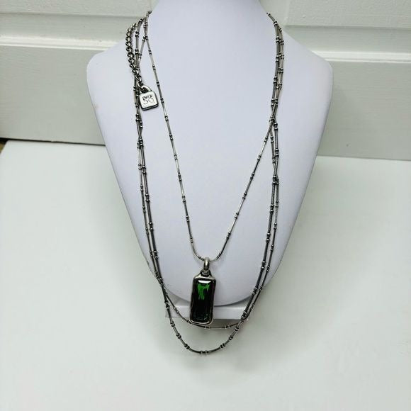 UNO DE 50 Silver Tone Plated Toggle Green Stone Pendent Necklace