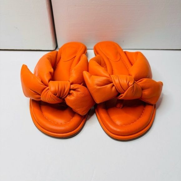 *NEW* ALEXANDRE BIRMAN Clarita Puffy Knot Flat Orange Sandals Size 8