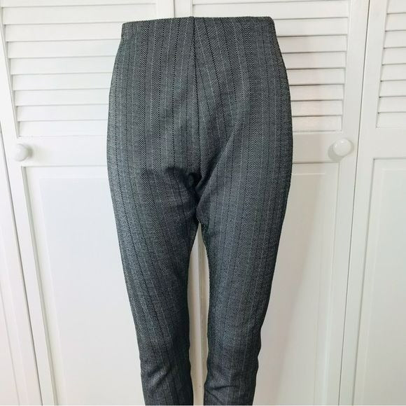 LYSSE Gray Textured Pull On Cropped Pants Size M *NEW*