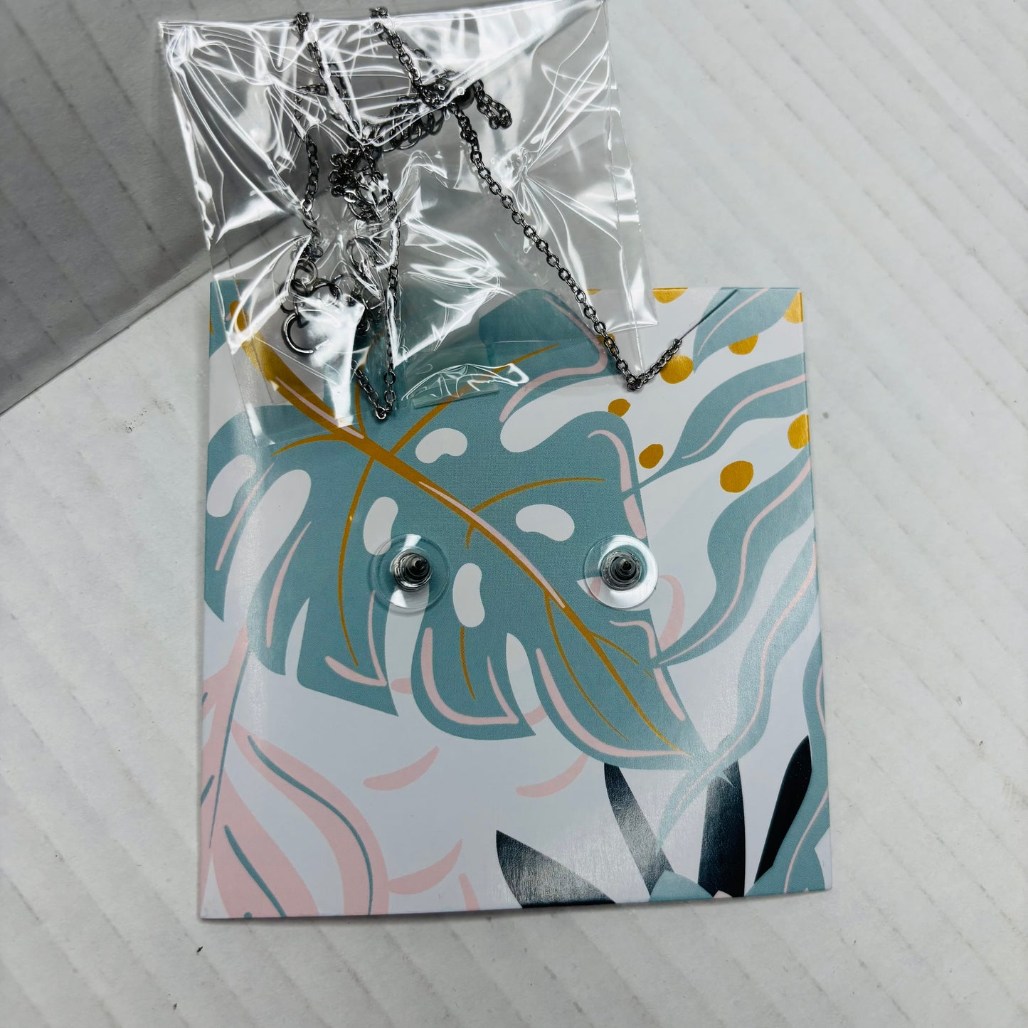 New LILY SKY Karma Necklace & Clover Earrings Set