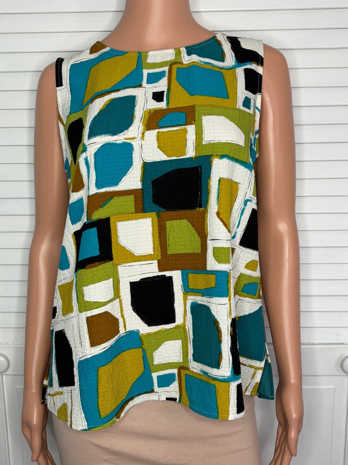 MULTIPLES Sleeveless Geometric Print Blouse Size Small
