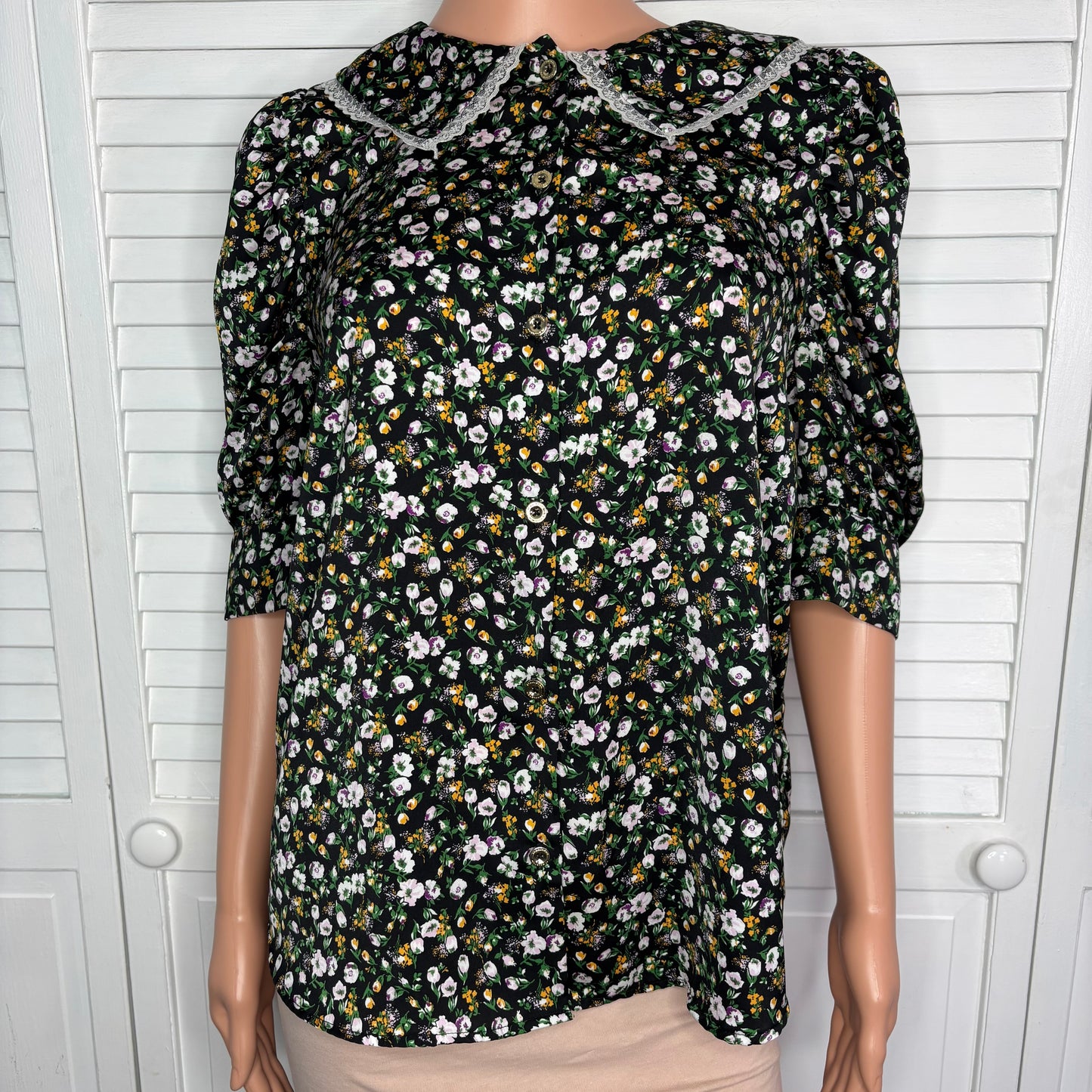 H by HALSTON Floral Lace Collar Puff Sleeve Blouse Size Medium