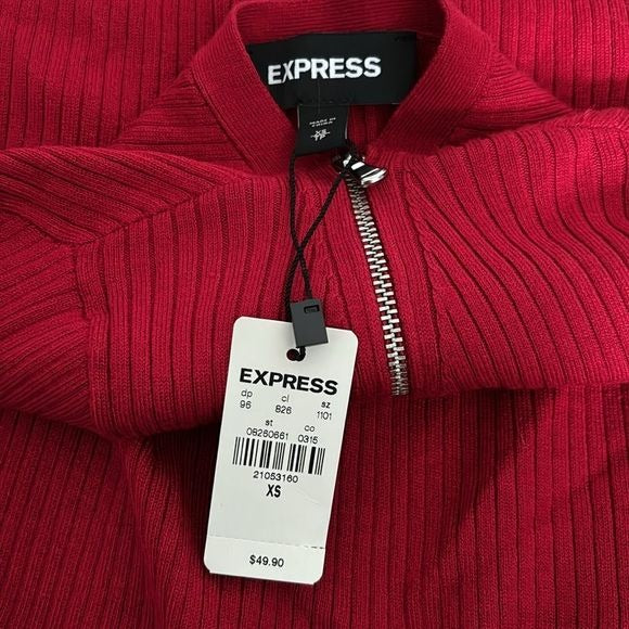 *NEW* EXPRESS Red Ribbed Sweater with Zipper Size XS