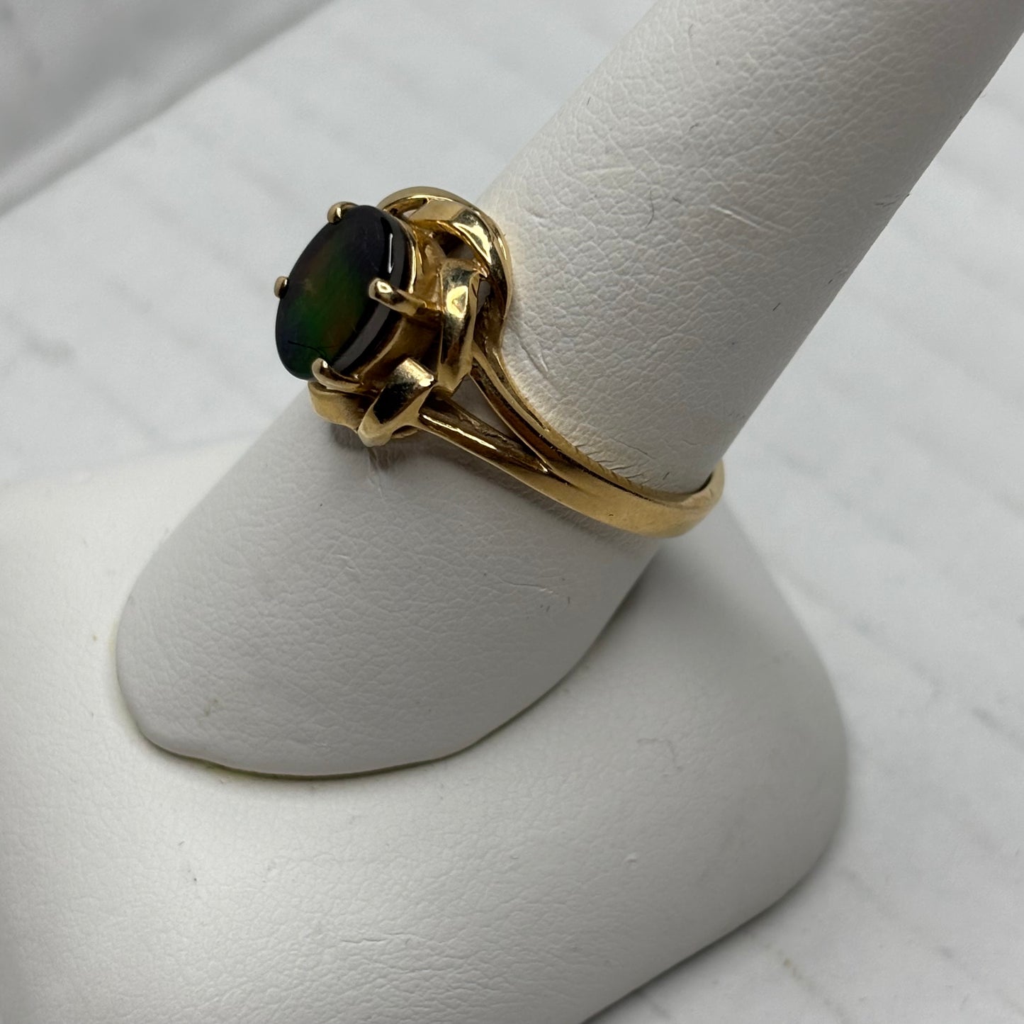 KORITE 14K Yellow Gold Ammolite Statement Ring Size 8