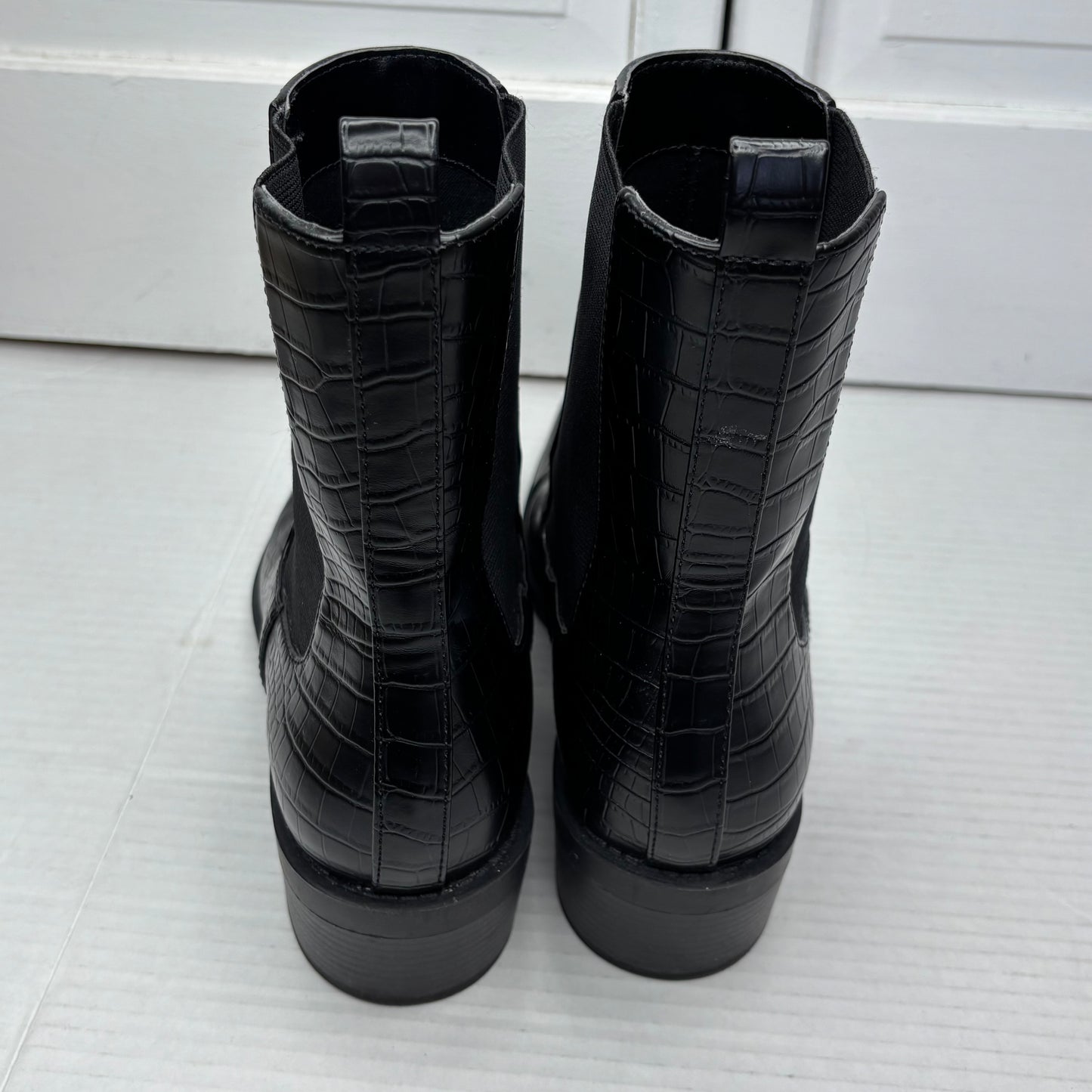 OPEN EDIT Edayla Croc-Embossed Square Toe Chelsea Boots Size 9.5