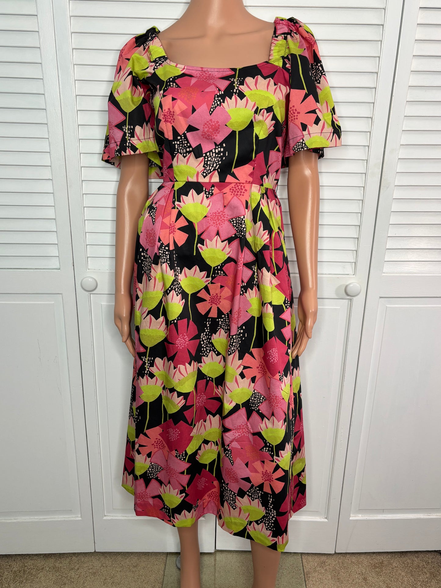 New TYLER BOE Brit Abstract Floral Tie Dress Size Small