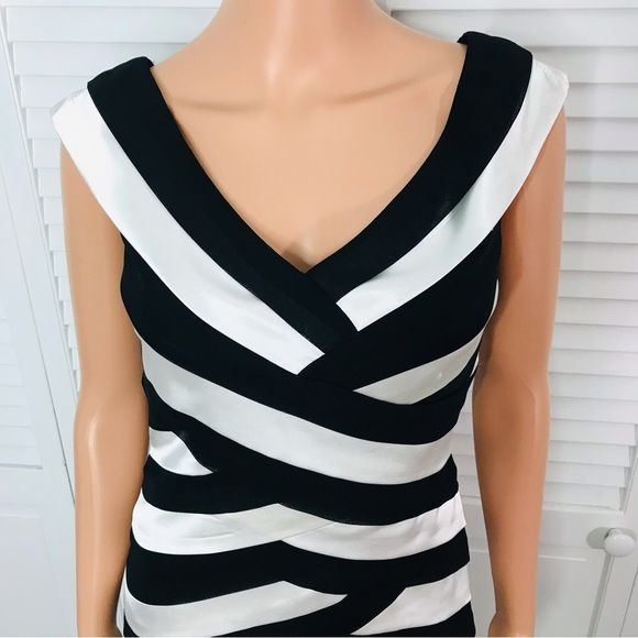 XSCAPE Striped Bodycon Dress Size 4