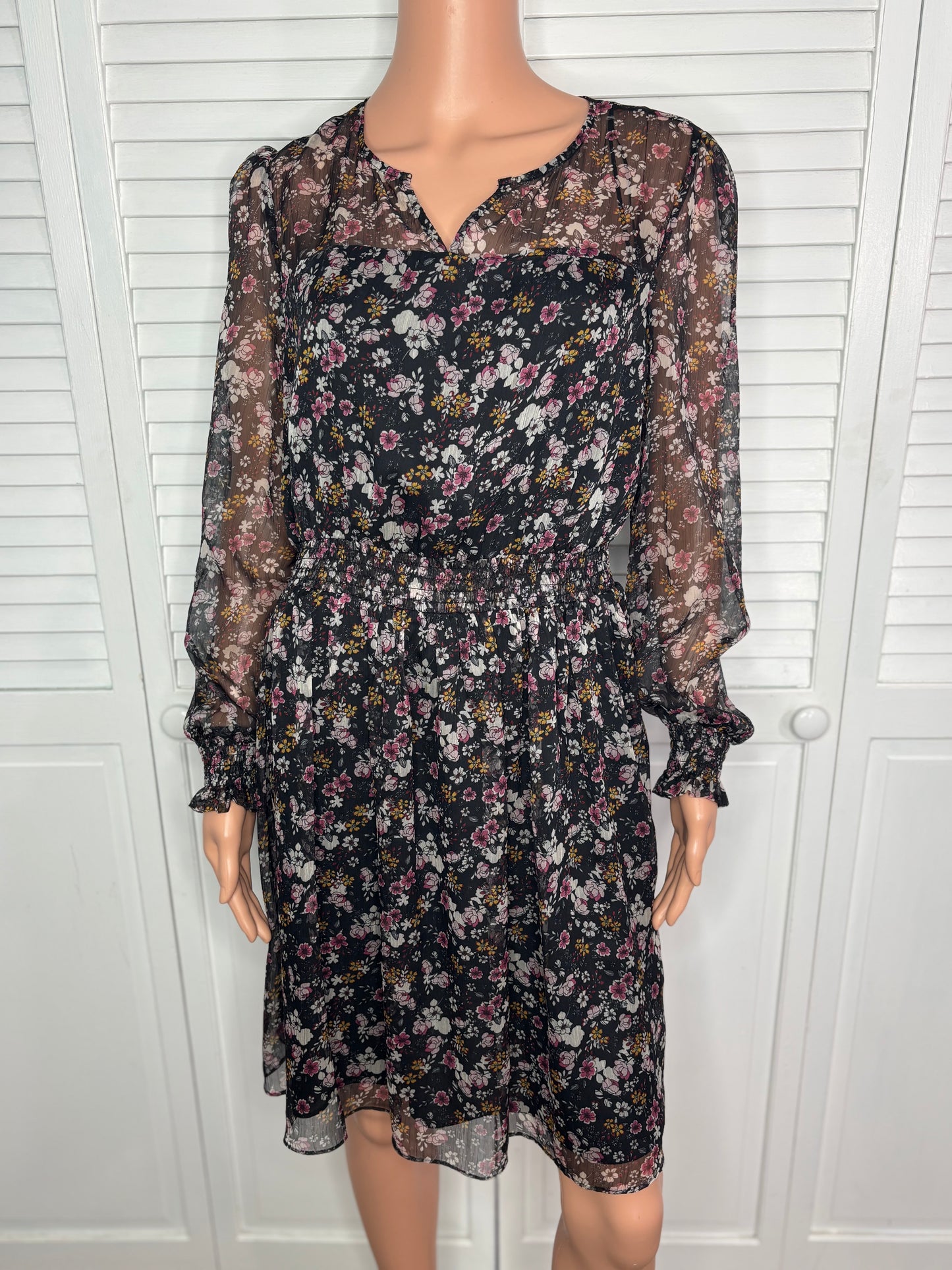 CECE Black Floral Chiffon Long Sleeve Smocked Waist Dress Size 6