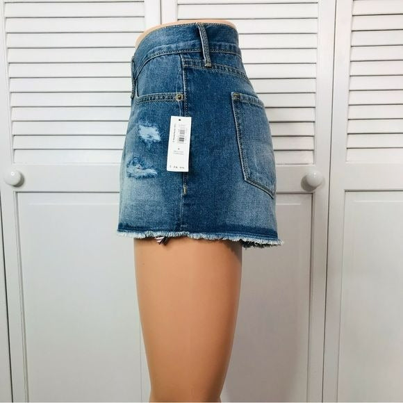 OLD NAVY Blue Denim Distressed Low Rise Shorts Size 8 *NEW*