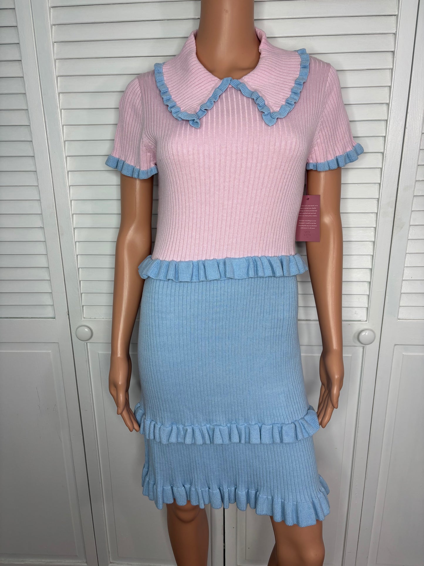 New IVY CITY CO. Courtney Sweater Dress Size Small