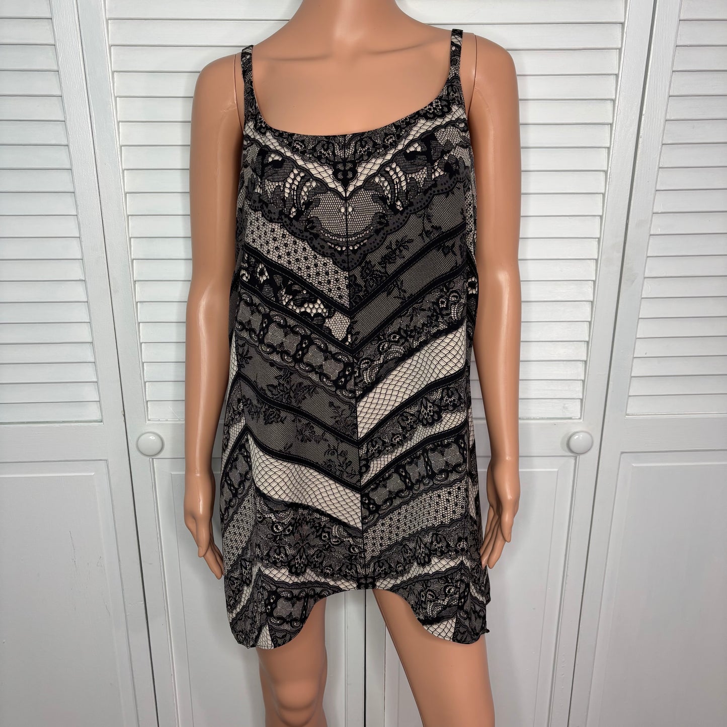 CABI Monaco Cami Lace Print Tunic Size Large