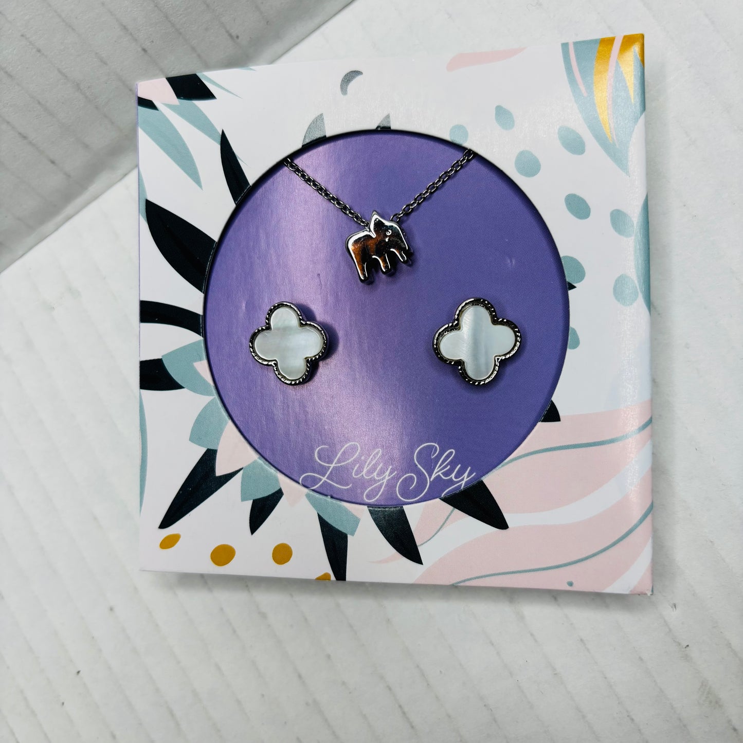 New LILY SKY Karma Necklace & Clover Earrings Set