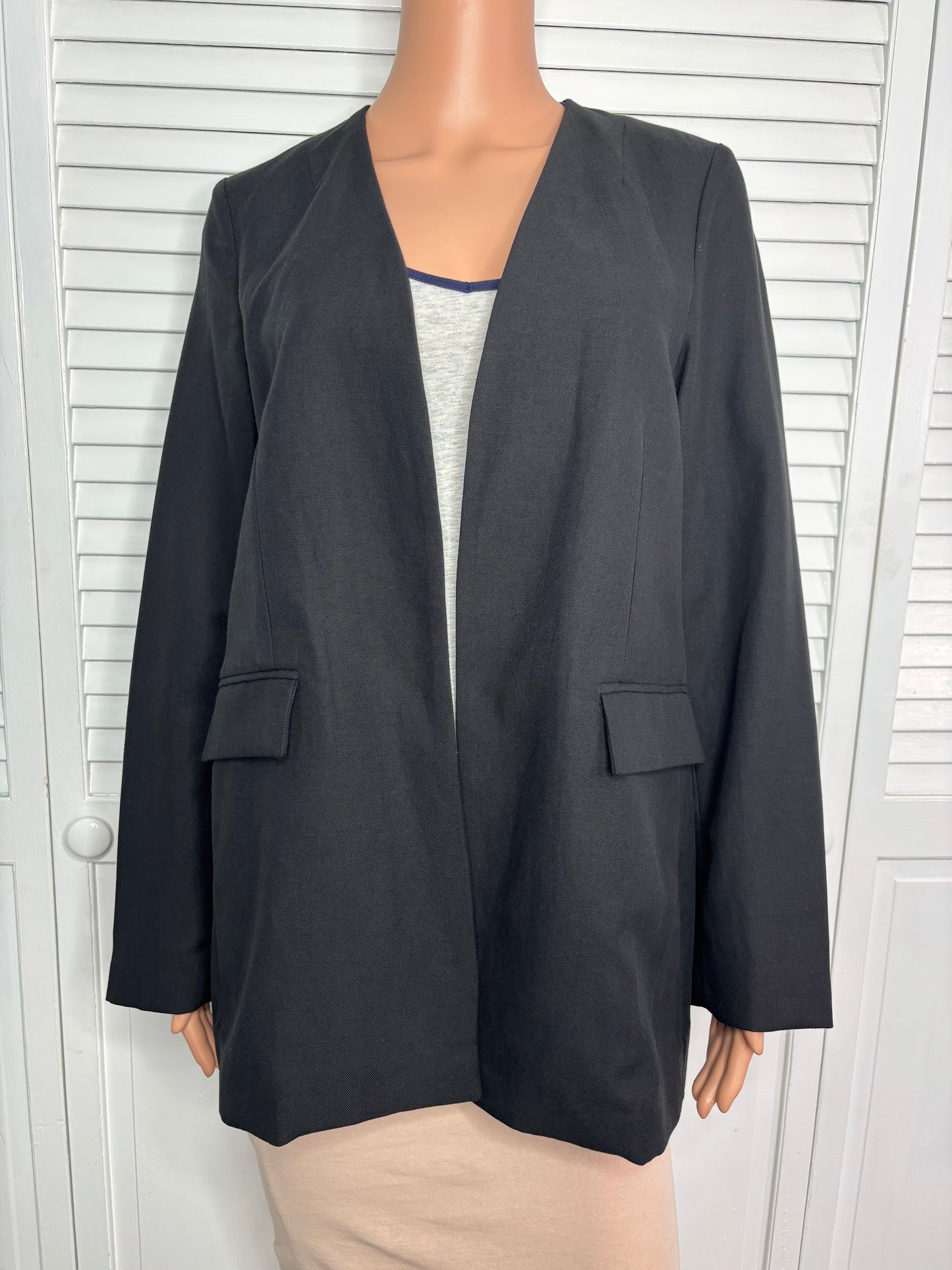 New BANANA REPUBLIC Black Collarless Open-Front Blazer Size 6