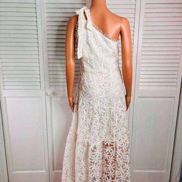 *NEW* LOST + WANDER Madonna Lily Lace One-Shoulder Maxi Dress Size Medium