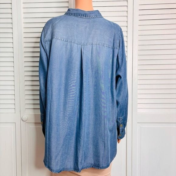 *NEW* CJ BANKS Blue Long Sleeve Lightweight Denim Shirt Size 1X