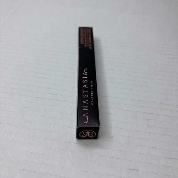 *NEW* ANASTASIA BEVERLY HILLS Dark Brown Triangular Brow Pencil