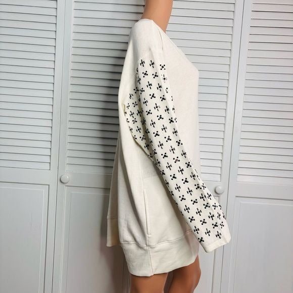 *NEW* MELISSA MCCARTHY SEVEN7 Cream Embellished Sleeve Sweater Size 1X