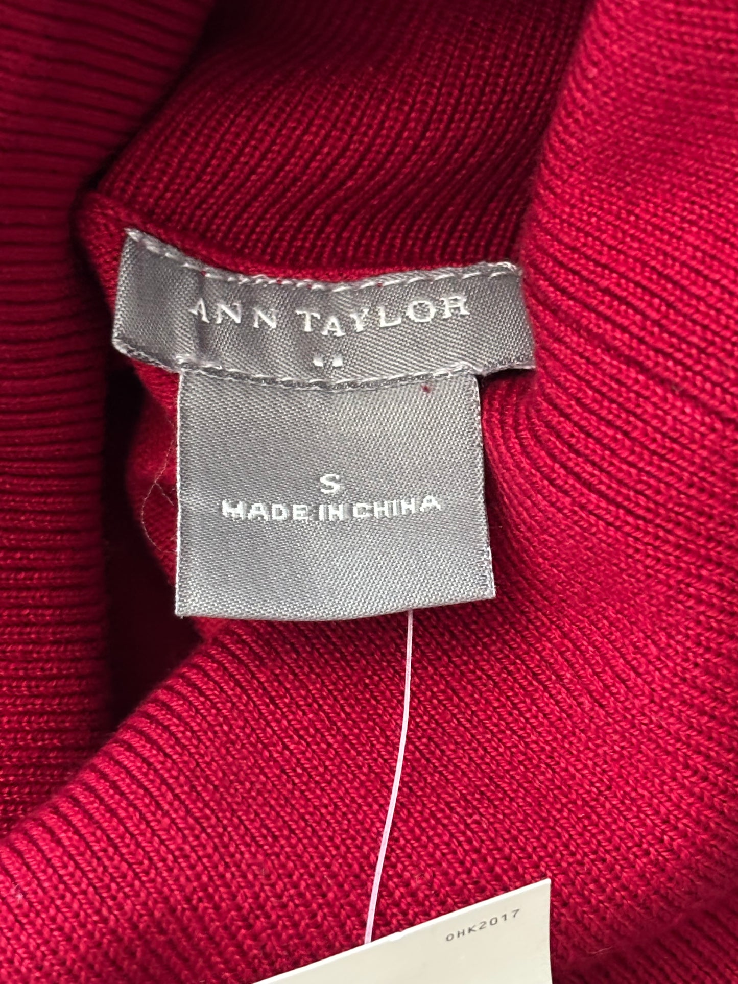 New ANN TAYLOR Red Silk Blend Turtleneck Sweater Size Small
