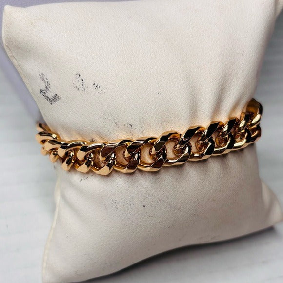 *New* ETTIKA Gold Starry Charms 18K Gold Plated Chain Link Bracelet