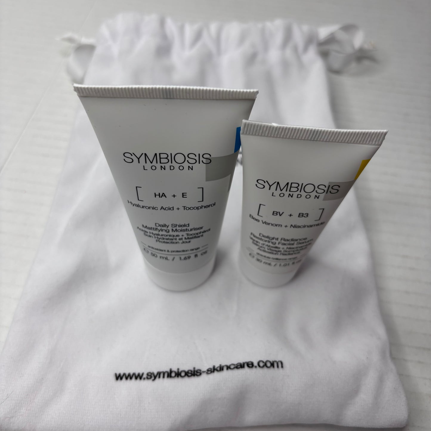 *NEW* SYMBIOSIS LONDON Daily Shield Mattifying Moisturizer + Delight Radiance Restoring Facial Serum