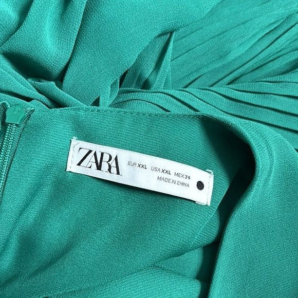 ZARA Green Pleated Jumpsuit Size XXL