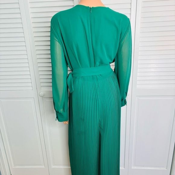 ZARA Green Pleated Jumpsuit Size XXL