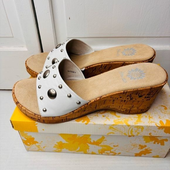 *New* YELLOW BOX White Bayside Platform Cork Sandal Size 9