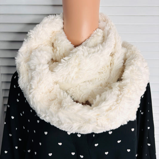 *NEW* LOFT Ivory Faux Fur Cowl Infinity Scarf