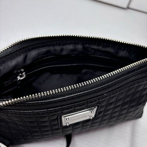 *NEW* CALVIN KLEIN Black Quilted Hastings Pebble Crossbody