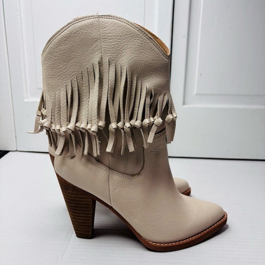 NEW ZODIAC Beige Leather Donna Fringe Boots Size 7.5