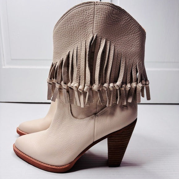 NEW ZODIAC Beige Leather Donna Fringe Boots Size 7.5