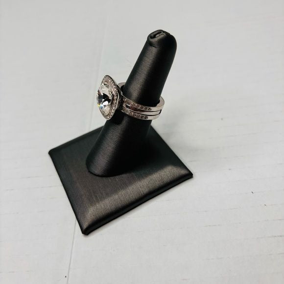 SWAROVSKI Simplicity Ring Size 7