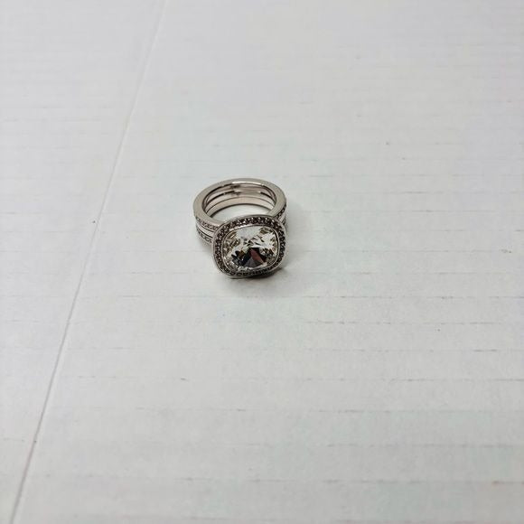 SWAROVSKI Simplicity Ring Size 7