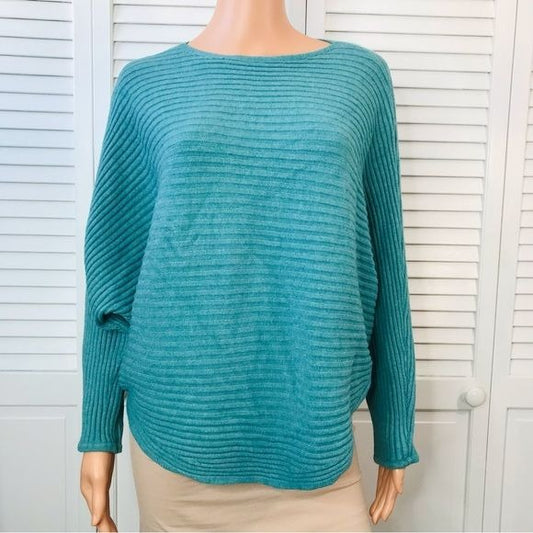 New FINE & FUNKY Turquoise Ribbed Dolmas Sleeve Sweater One Size