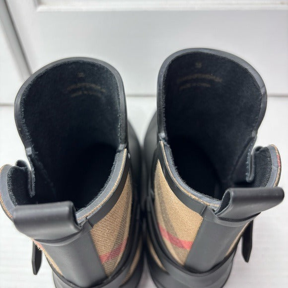 New BURBERRY Riddlestone Wrap Rain Booties Size 5