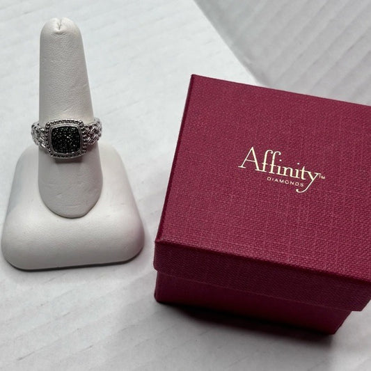 AFFINITY Vintage 925 Sterling Silver Pave Green Diamond Ring Size 8