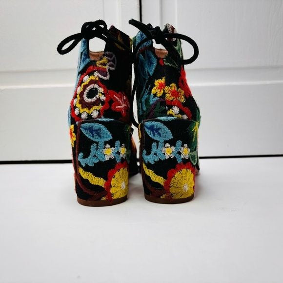 STUART WEITZMAN Pure Embroidered 90mm Multi Botanic Booties Size 7.5