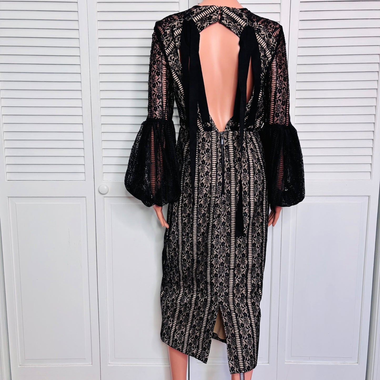 REBECCA VALLANCE Lou Lou Gather Sleeve Black Lace Midi Dress Size 8