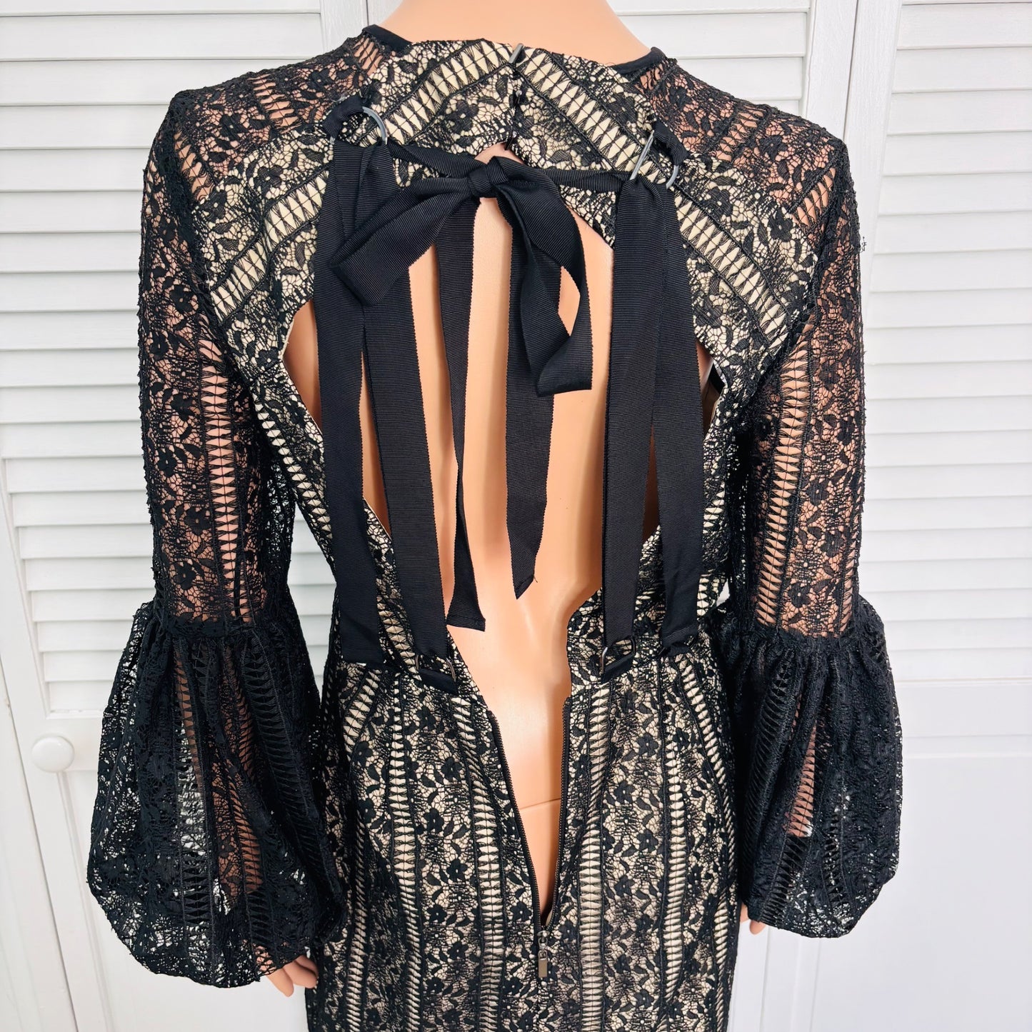 REBECCA VALLANCE Lou Lou Gather Sleeve Black Lace Midi Dress Size 8